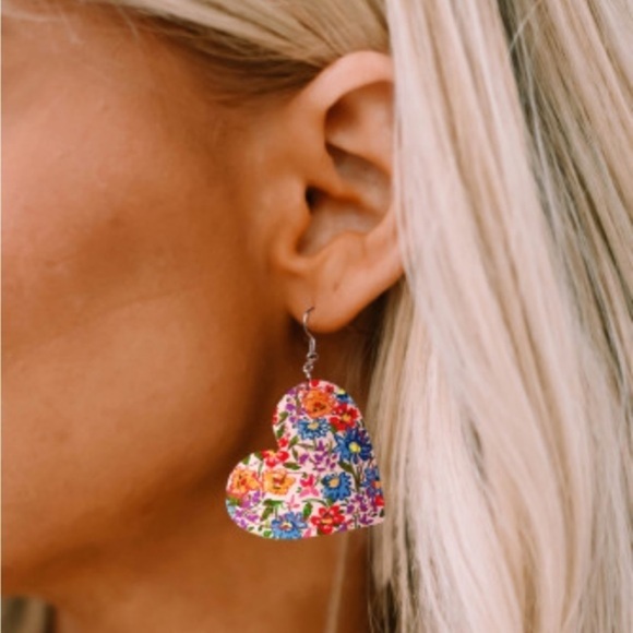 Multicolor Floral Print Heart Pendant Hook Earrings - Picture 1 of 3